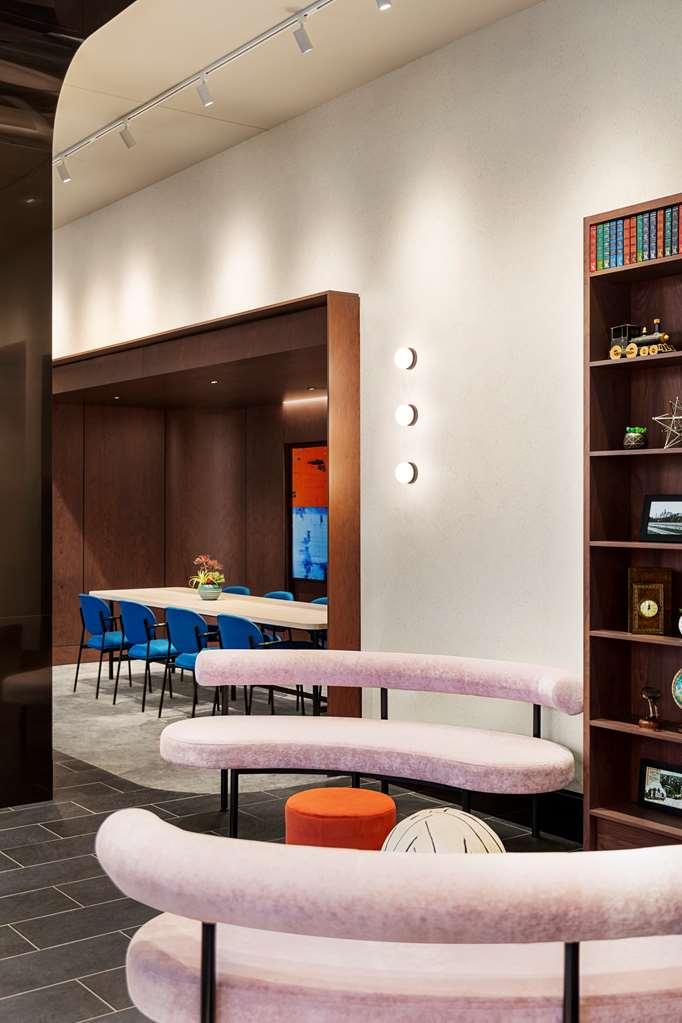 Hyatt Centric Montreal Hotel Interior photo